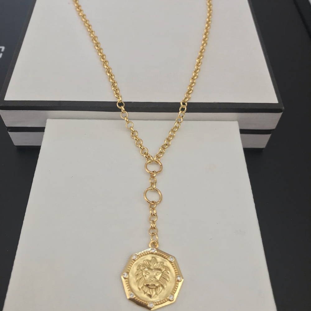 Belcher Chain Necklace CZ Lion Charm Medallion